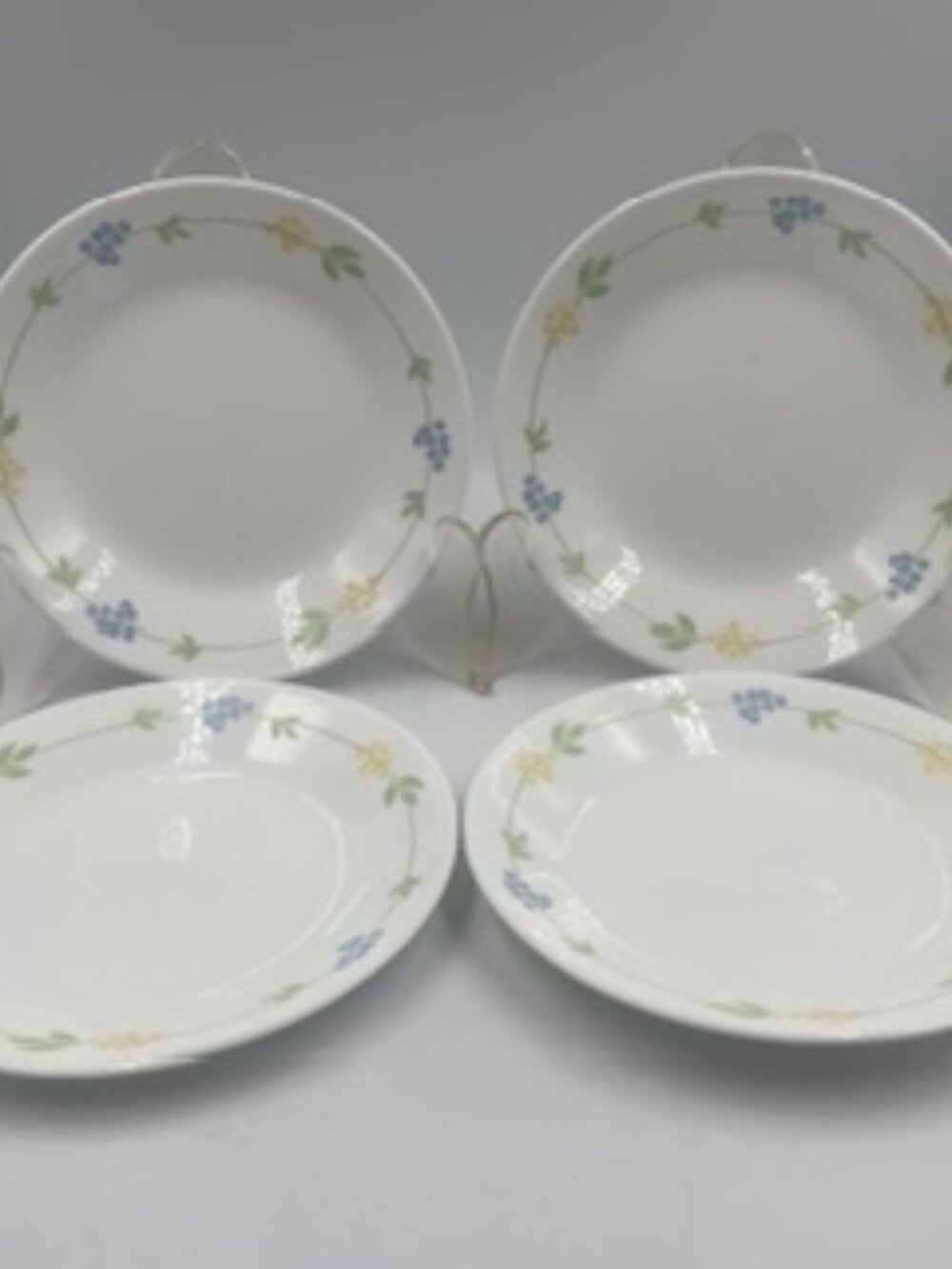 Vintage Corelle Secret Gardenβ Pattern set of 4 Dessert Plates